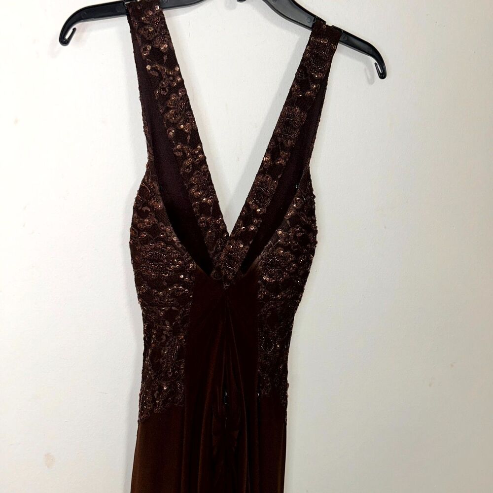 Xscape Maxi Dress Womens 10 Maroon Embellished Ruched Back Deep V-Neck Cocktail - Picture 11 of 11
